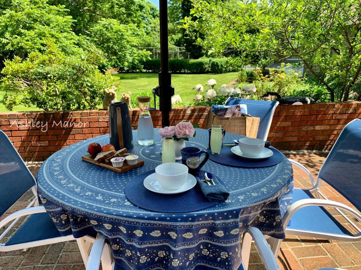 Ashley Manor Bed and Breakfast Barnstable Exteriör bild
