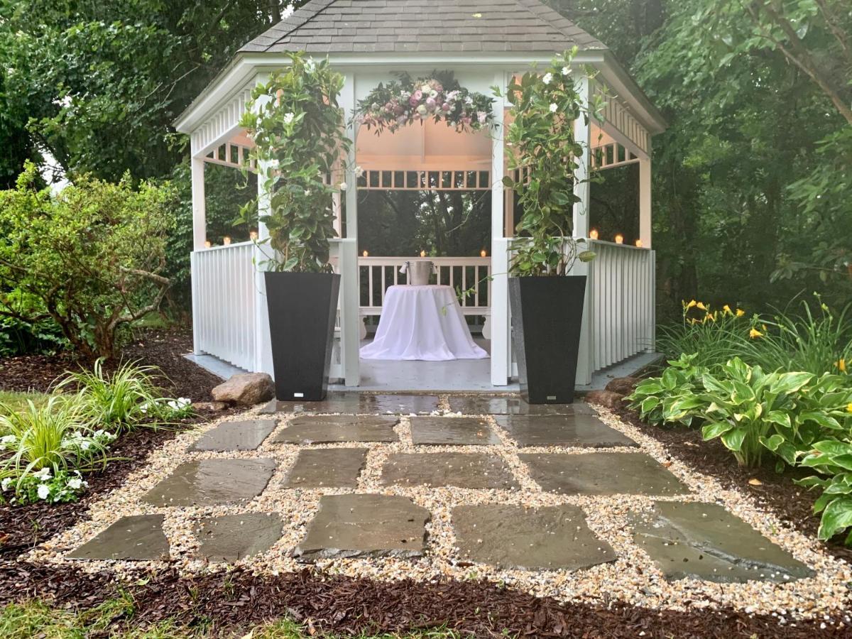 Ashley Manor Bed and Breakfast Barnstable Exteriör bild