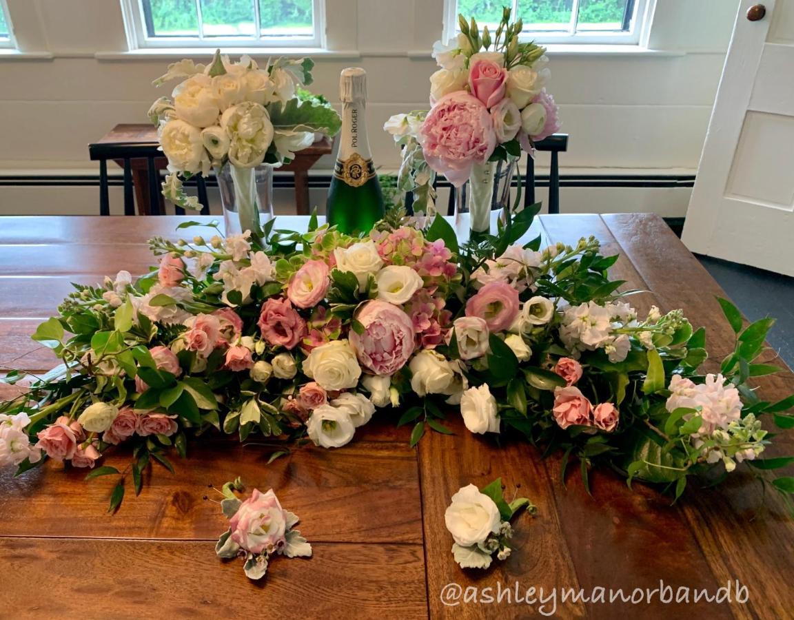 Ashley Manor Bed and Breakfast Barnstable Exteriör bild