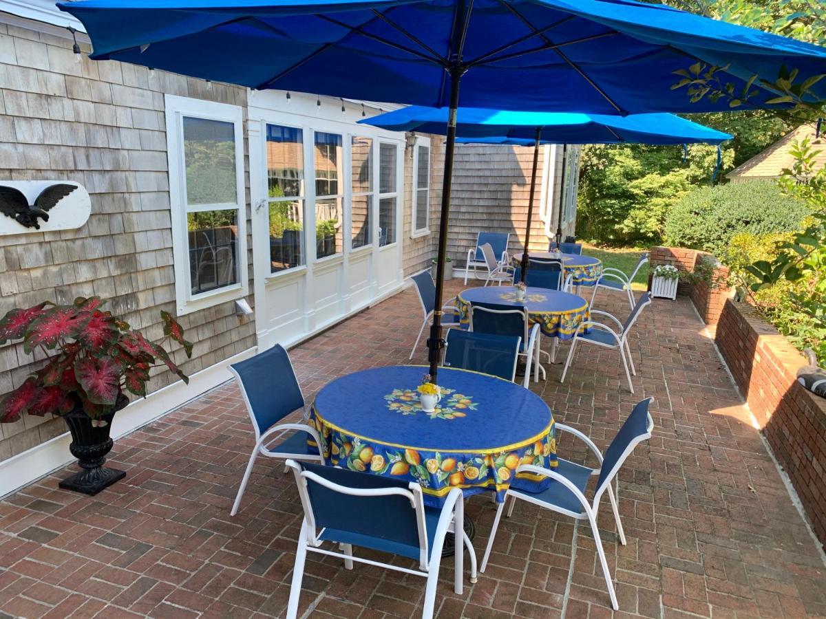 Ashley Manor Bed and Breakfast Barnstable Exteriör bild