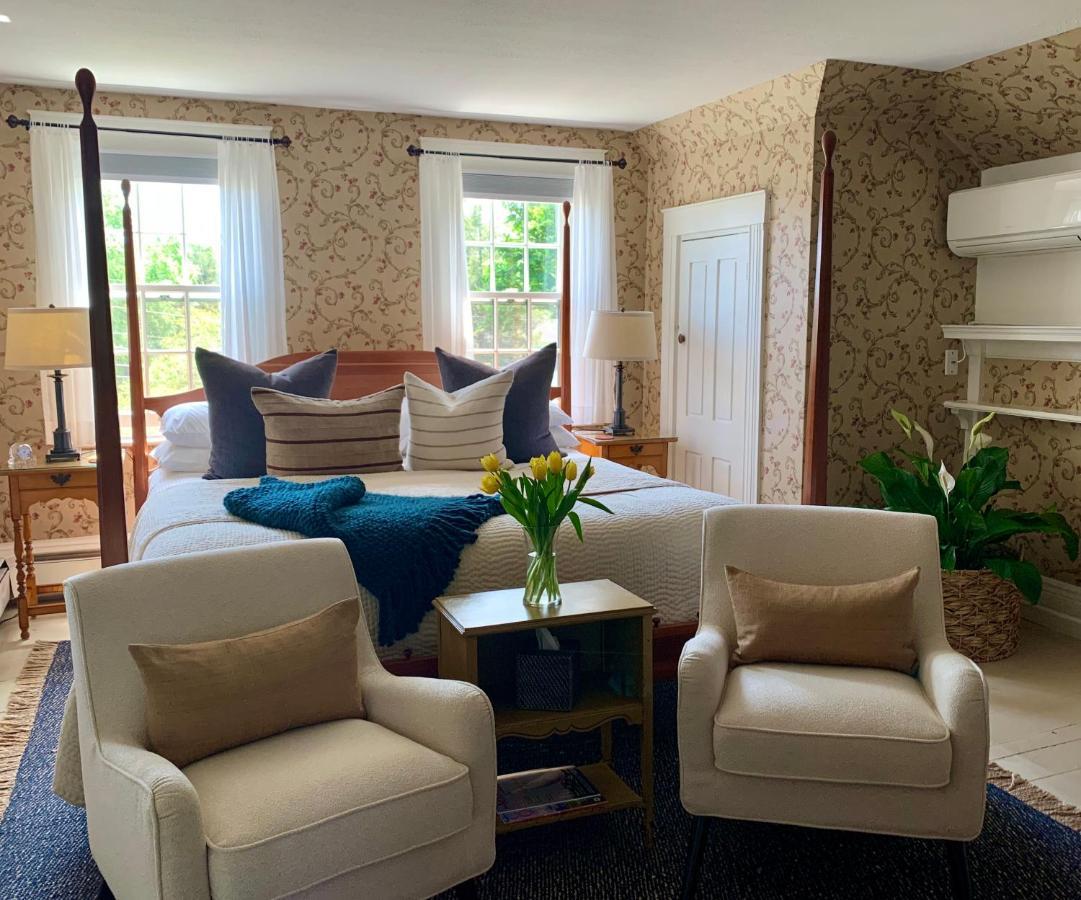 Ashley Manor Bed and Breakfast Barnstable Exteriör bild