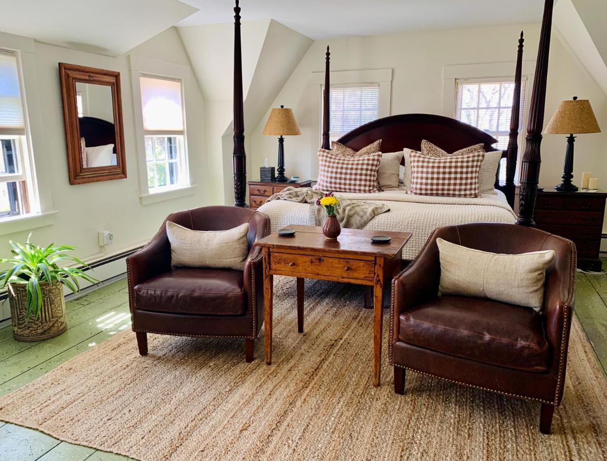 Ashley Manor Bed and Breakfast Barnstable Exteriör bild