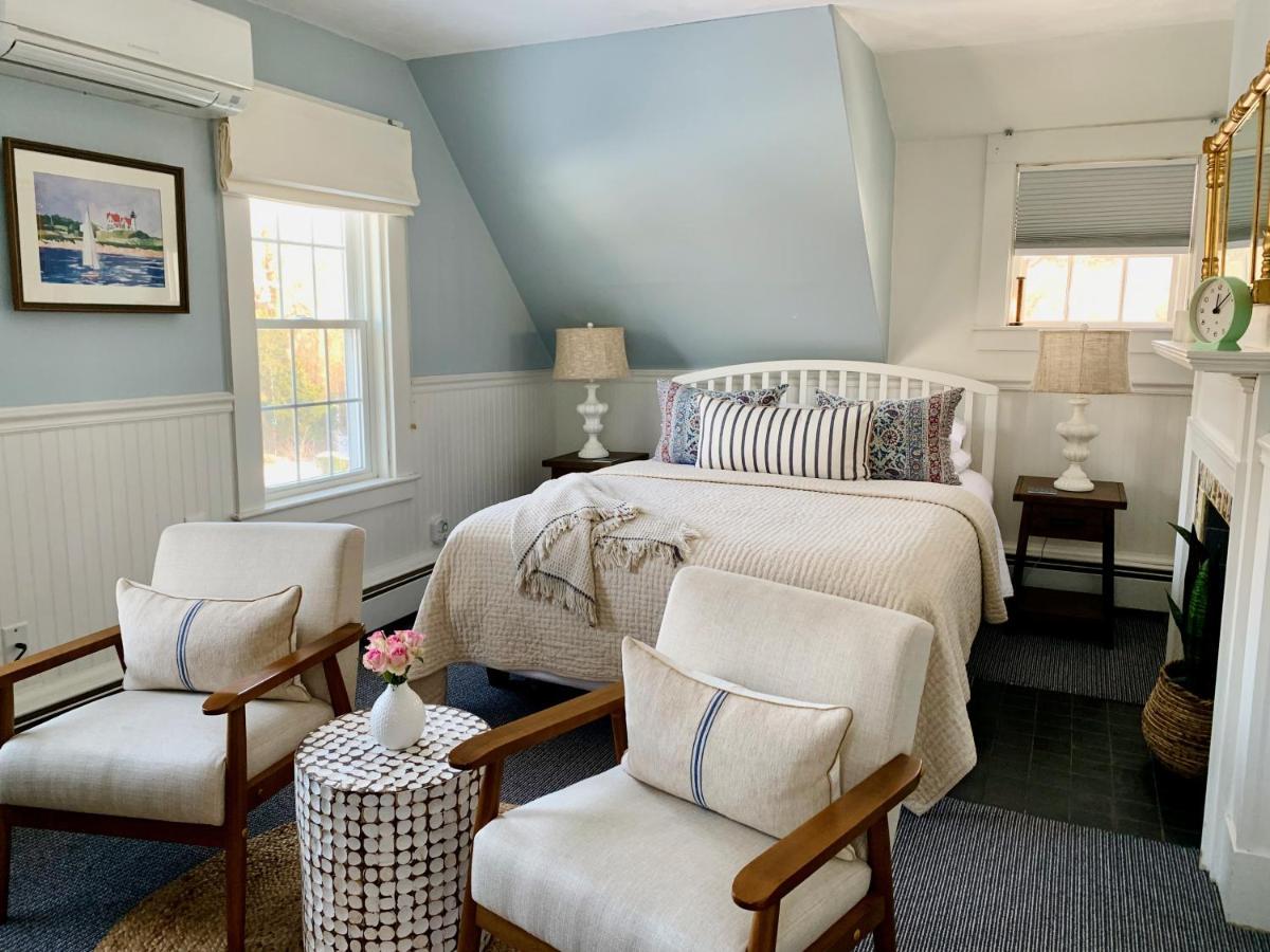 Ashley Manor Bed and Breakfast Barnstable Exteriör bild