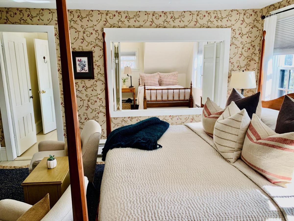 Ashley Manor Bed and Breakfast Barnstable Exteriör bild