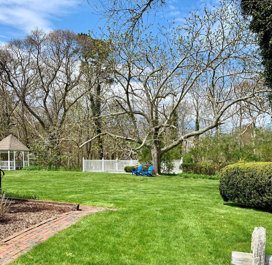 Ashley Manor Bed and Breakfast Barnstable Exteriör bild