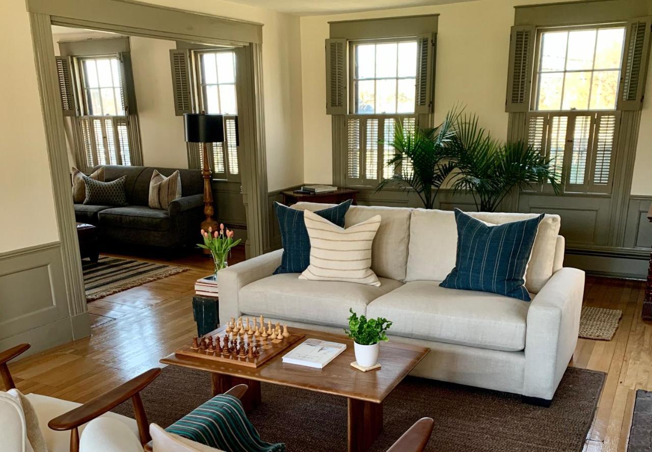 Ashley Manor Bed and Breakfast Barnstable Exteriör bild